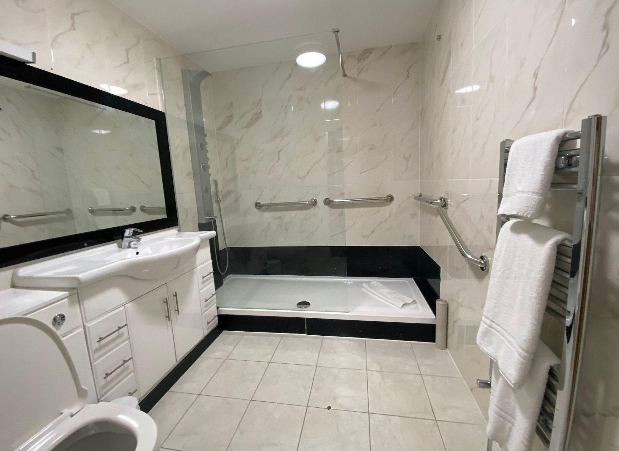Baylis House Hotel سلوف المظهر الخارجي الصورة