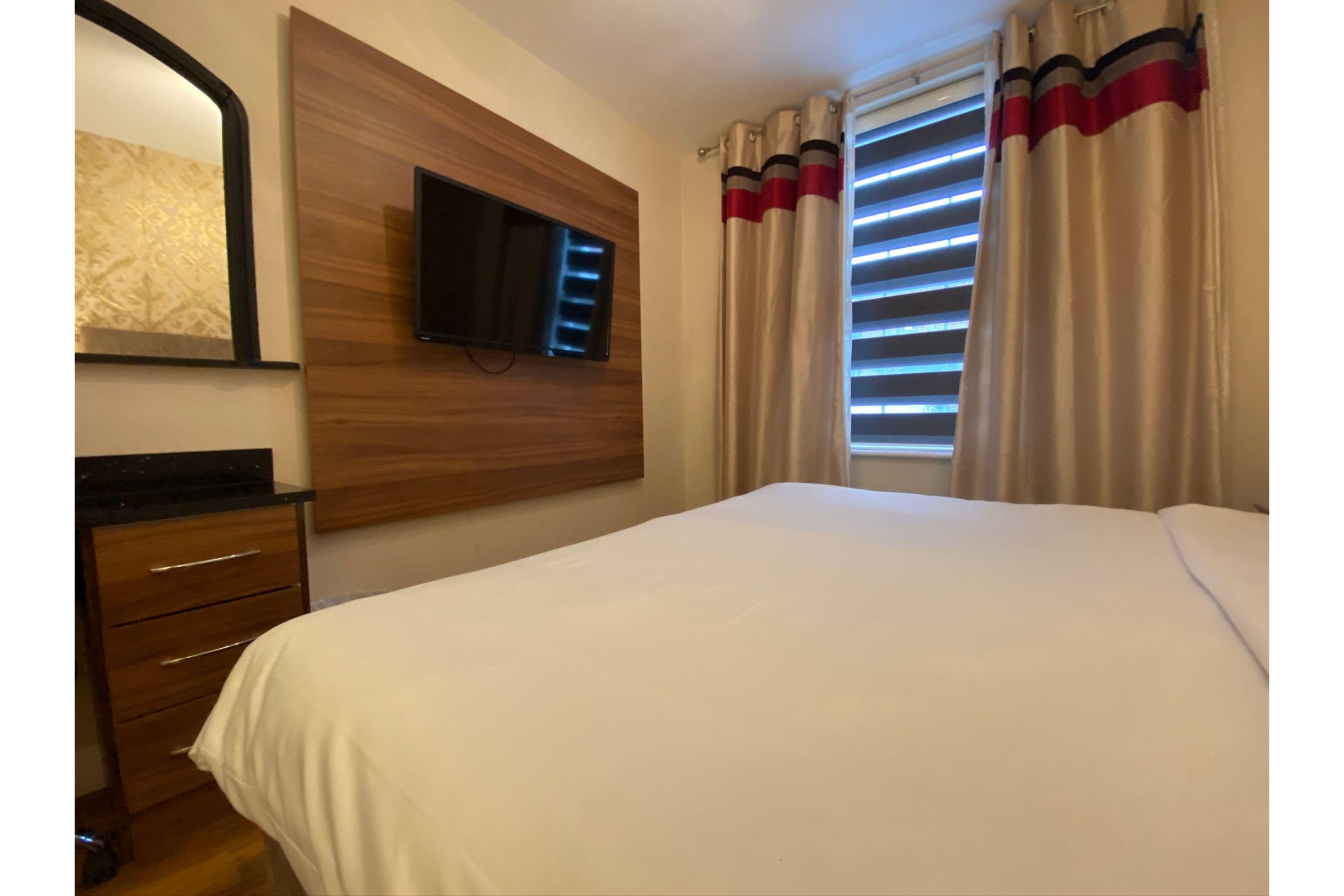 Baylis House Hotel سلوف المظهر الخارجي الصورة
