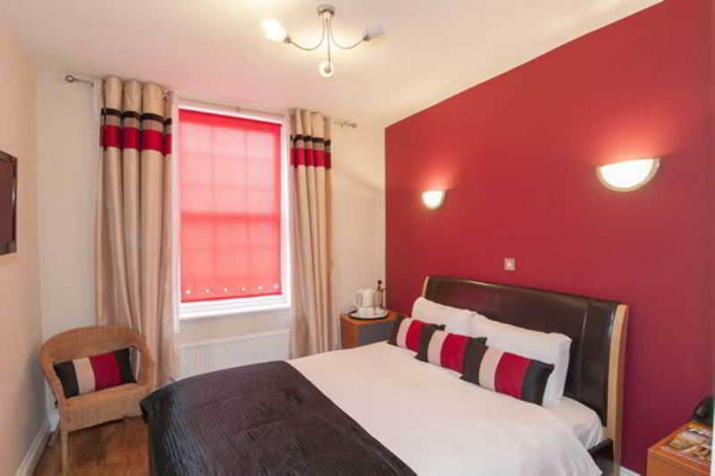 Baylis House Hotel سلوف المظهر الخارجي الصورة